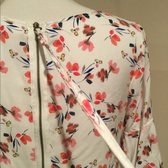 Chelsea and Violet Chemise Style Dress - Picture 5 of 10